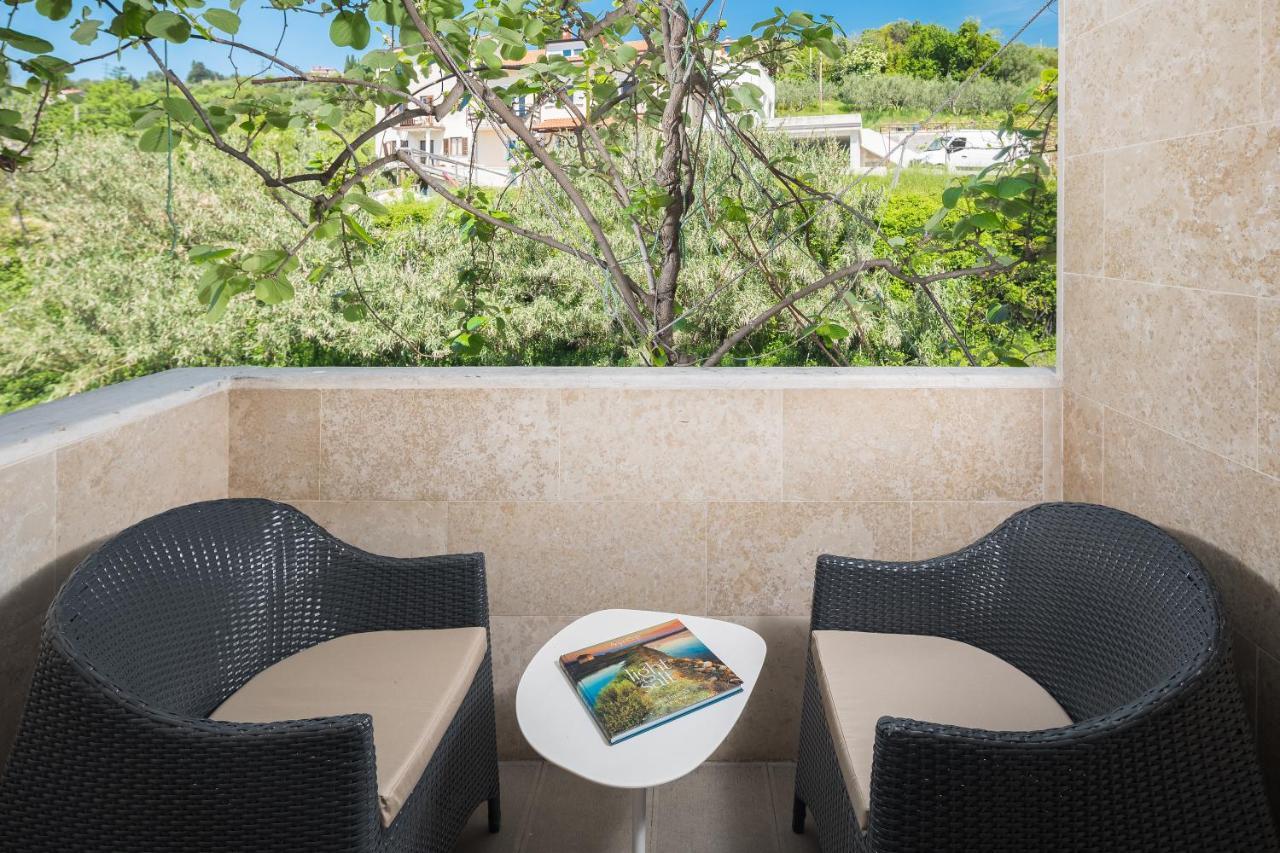 Hotel Tomi Portoroz Ngoại thất bức ảnh