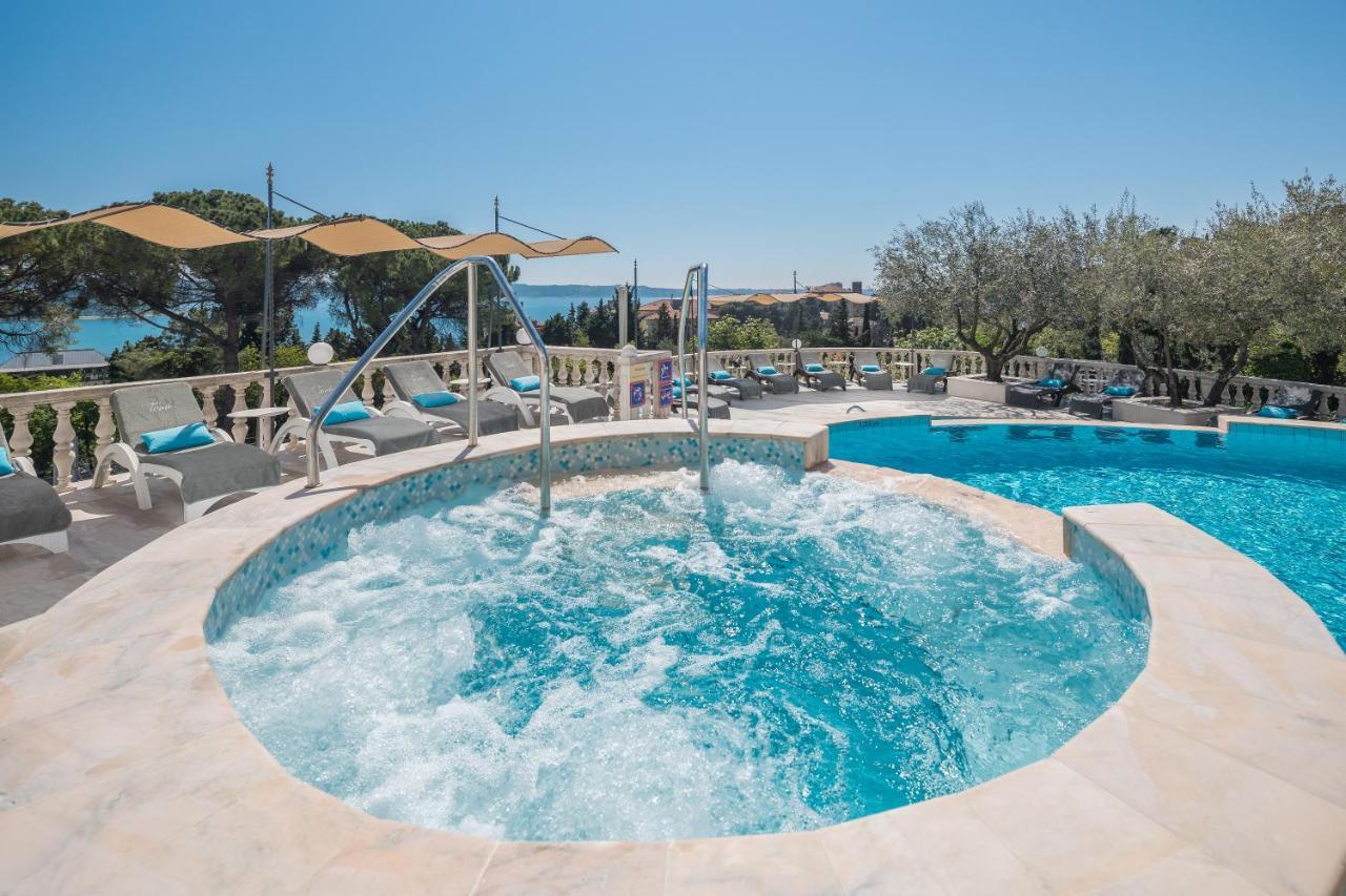 Hotel Tomi Portoroz Ngoại thất bức ảnh